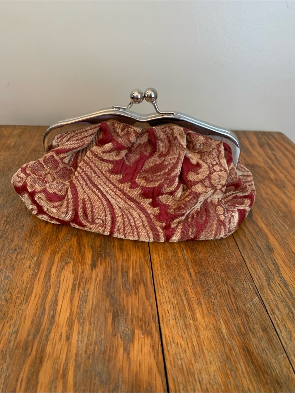 Apt 9 Tapestry Clutch Bag Purse Kisslock Closure Missing Chain